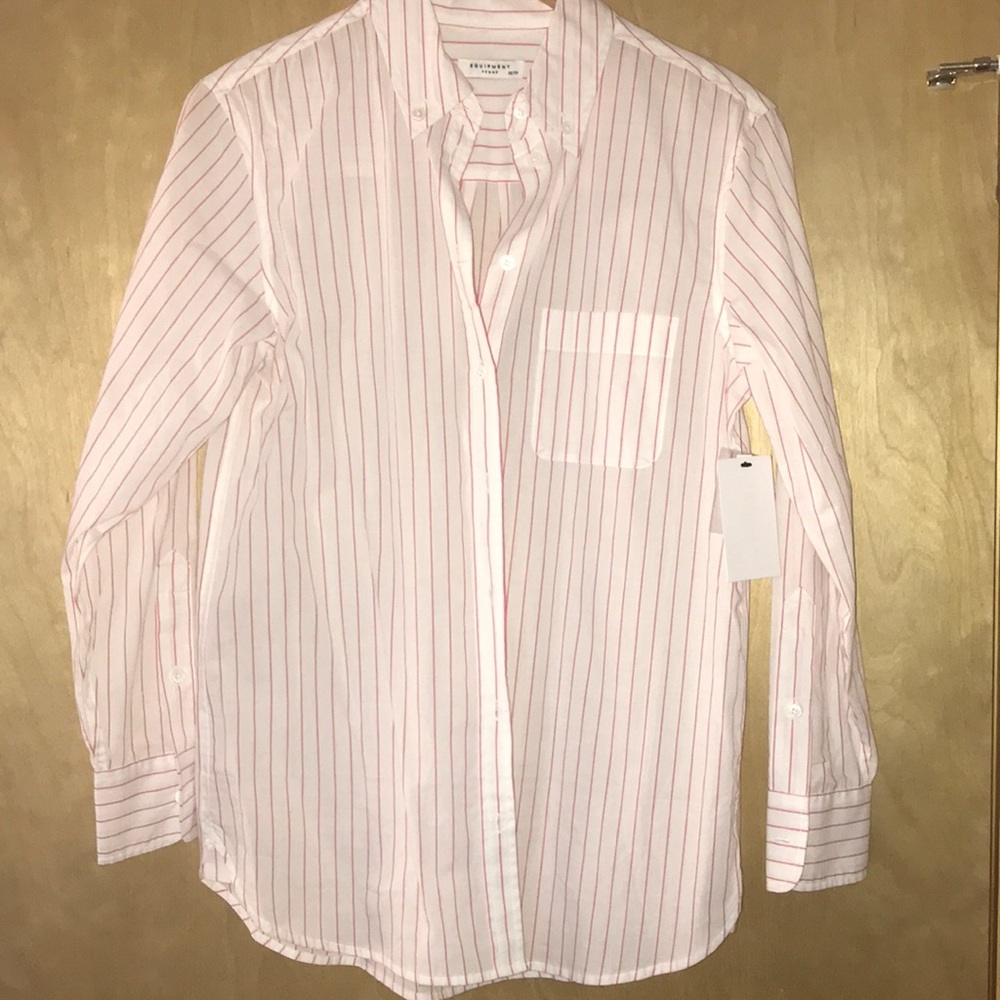 Equipment button down size XS